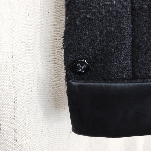 Authentic Chanel Structured Tweed and Silk Blazer - Picture 3 of 8